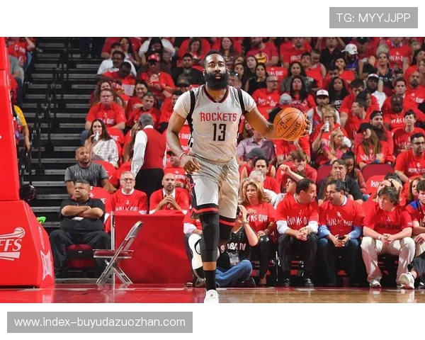 巴黎圣日耳曼就新主场事宜考察候选地址并向球迷发起调研投票。