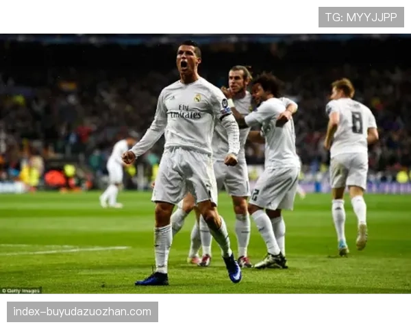 事件通讯：从0-2到3-2，勒沃库森上演绝地逆转，队史首进欧冠四强全程记录